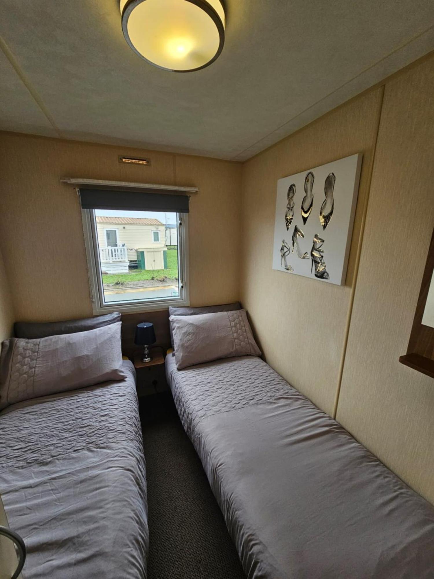 Golden Sands 8 Berth Cosy Caravan Рил Экстерьер фото